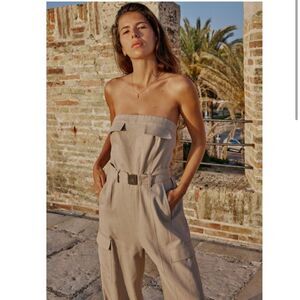 Zara LINEN BLEND CARGO JUMPSUIT Size Medium Tan NEW with‎ mini flaw